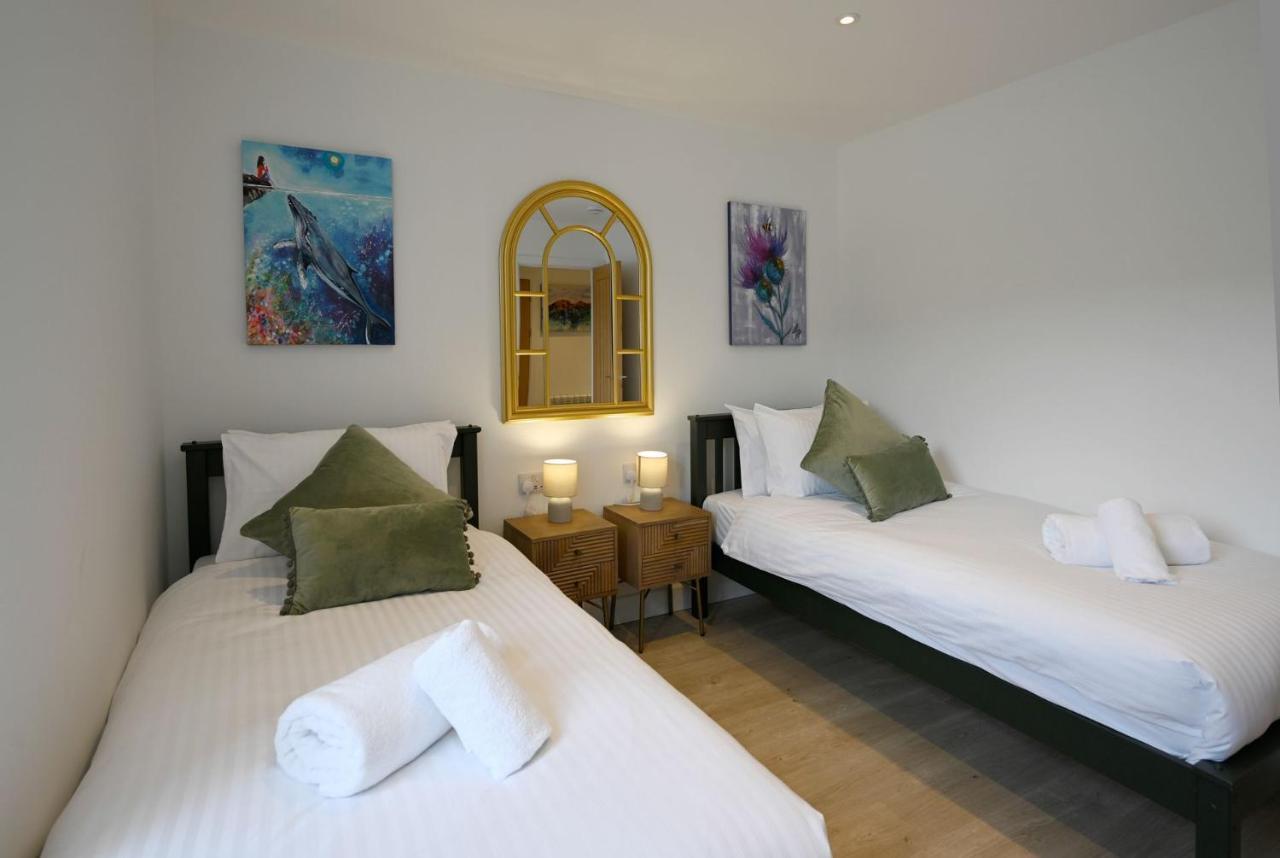 Mrs Watermelon Apartment Fort William Luaran gambar