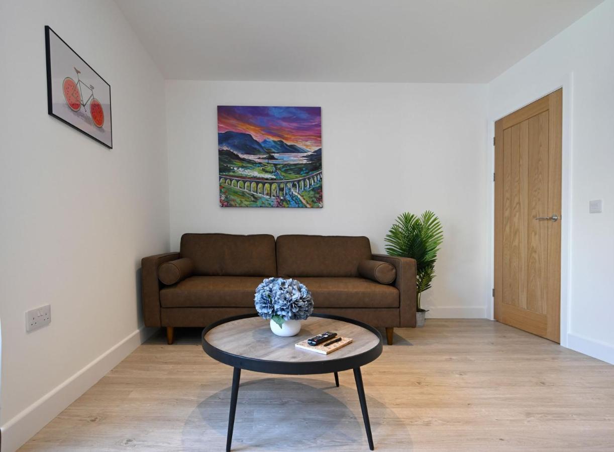 Mrs Watermelon Apartment Fort William Luaran gambar